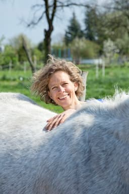 Achtsamkeitsorientierte Begegnungen - Natur, Tier, Mensch -all1